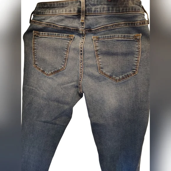 Old Navy Blue Skinny Jeans with Distressed Look - Picture 2 of 6